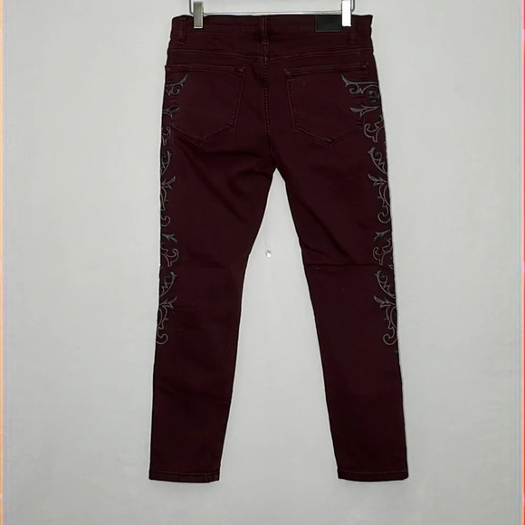 BDG Mid Rise Twig Ankle Embroidered Jeans in Burgundy - Size 30 - Picture 4 of 8